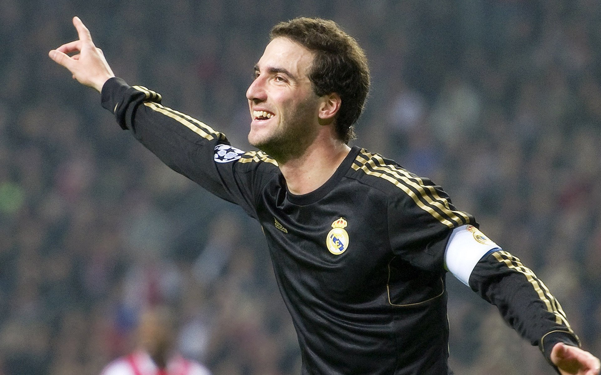 开云备用-全球青少年足球培训项目不断扩大，培养未来足球巨星，青少年足球培训计划方案